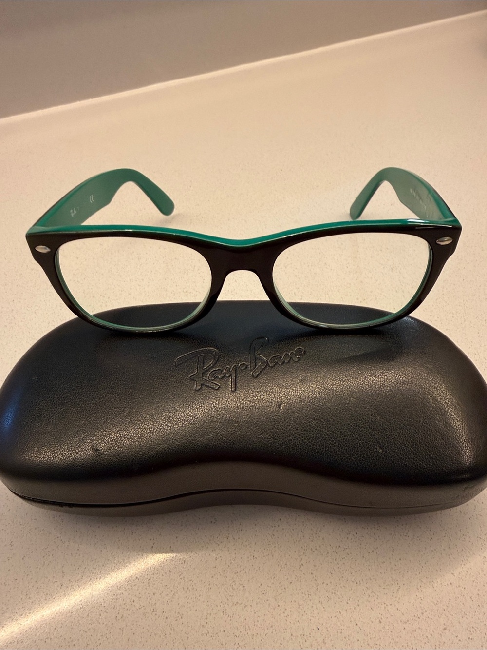 Ray-ban eyeglass frames and case